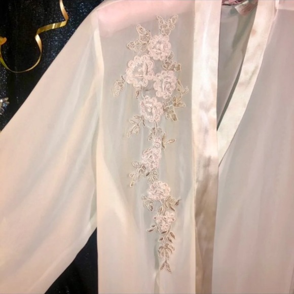 Vintage Linea Donatella lingerie robe - Picture 4 of 6